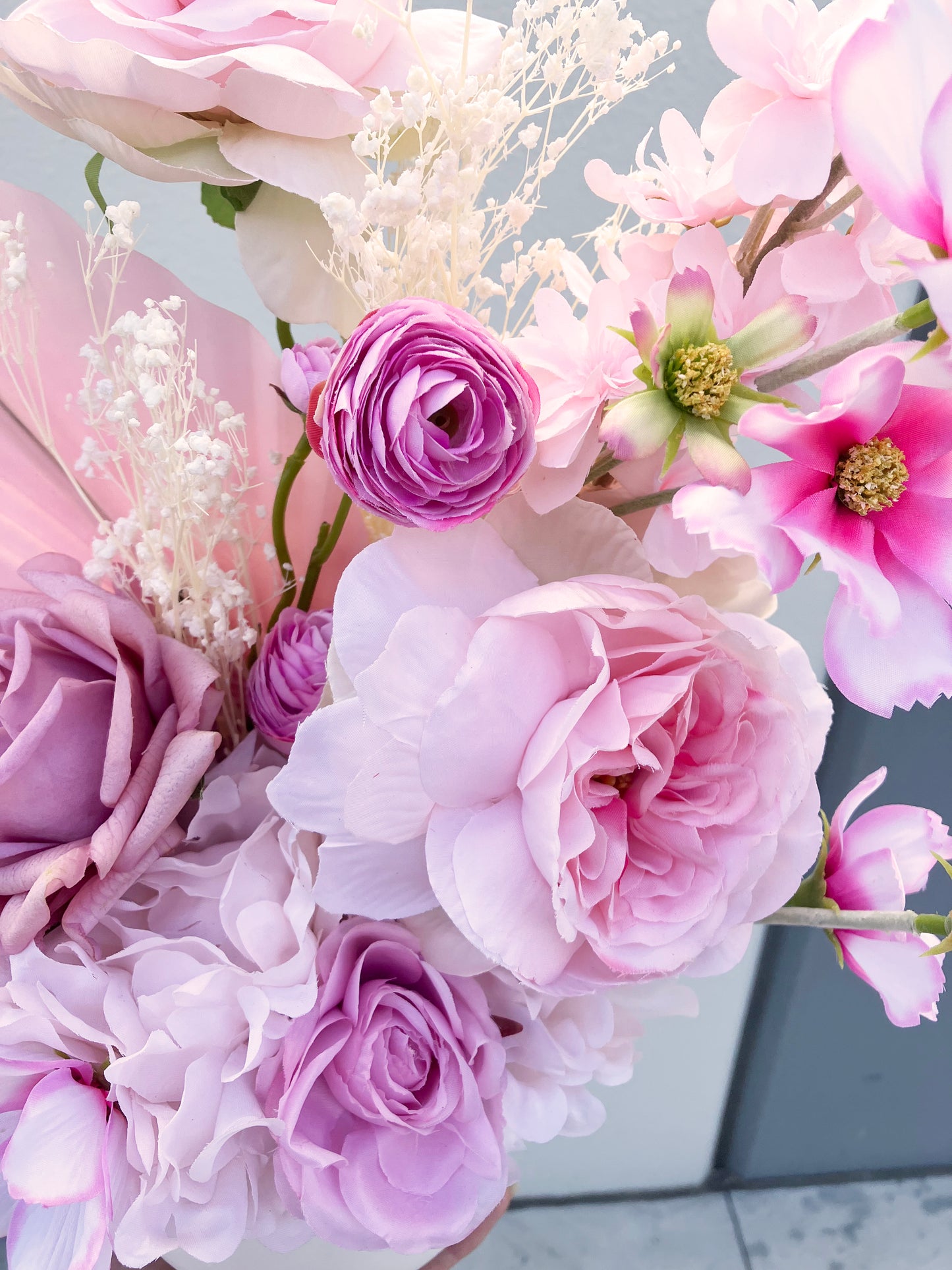 Bonito arreglo floral rosa
