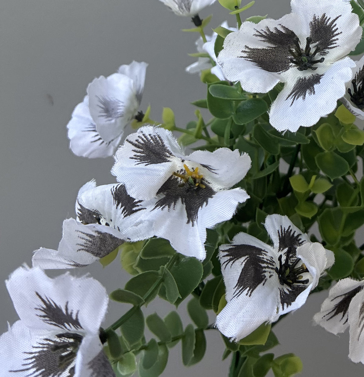 Artificial Pansy Bunch White
