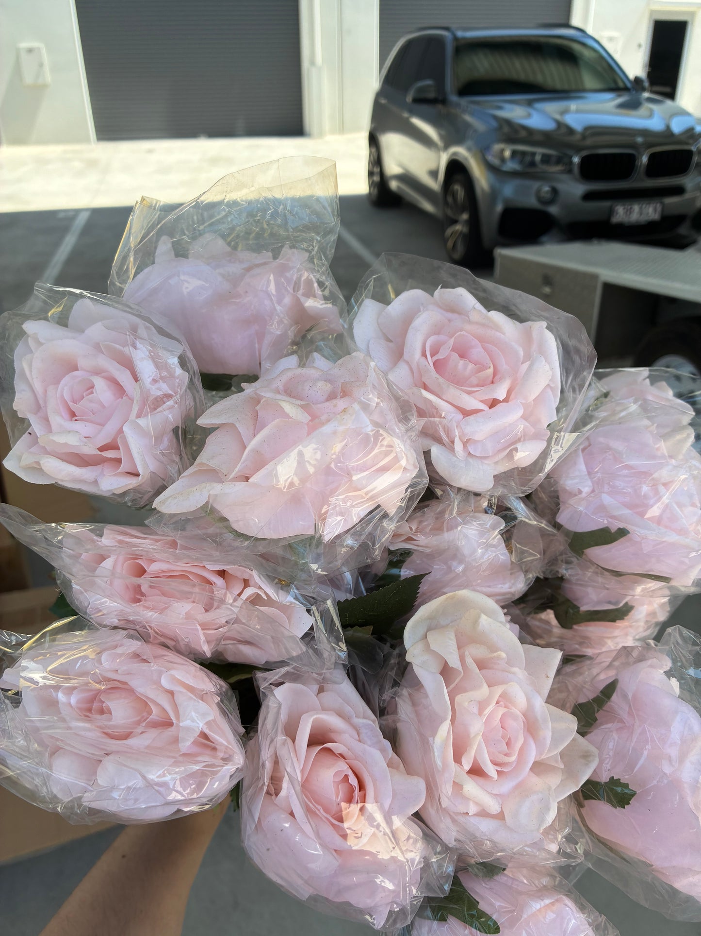 28x Artificial Real Touch Rose Soft Pink