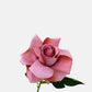 La clásica rosa artificial rosa polvoriento
